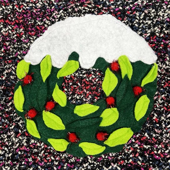 Nic+Zoe Holiday Wreath V-Neck 3/4 Sleeve Asymmetrical Hem Pullover Sweater Large - Picture 3 of 9